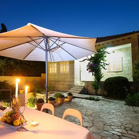 Apartment Apartments Villa Orebic